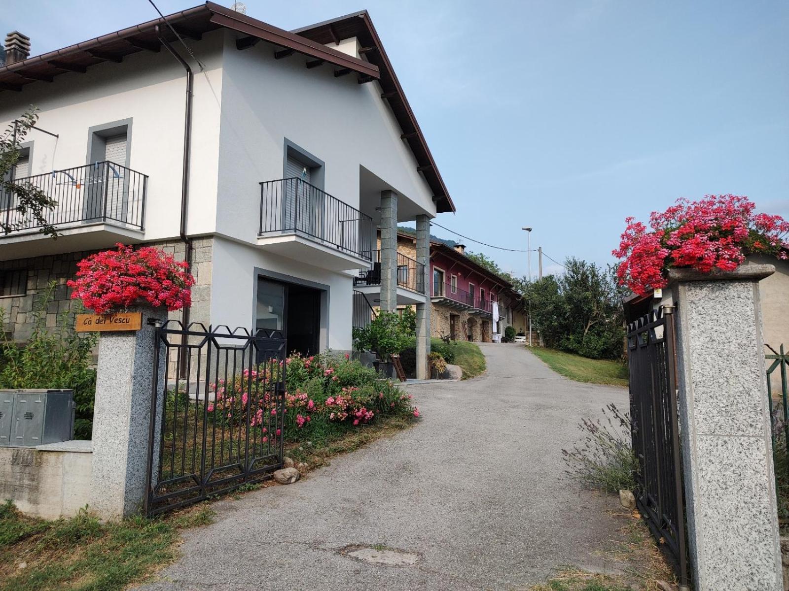 Ca' Dei Vescu - Villetta Per Vacanze Demonte Exterior foto